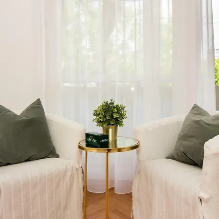 شقة New Cozy Studio In The City Center *